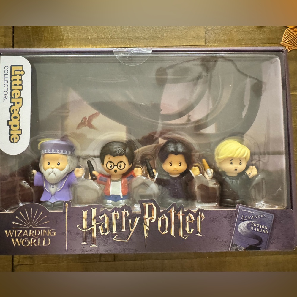 Harry Potter Little People Collector Bundle (3 Sets, 12 Figures, NEW Sealed) - Picture 6 of 8